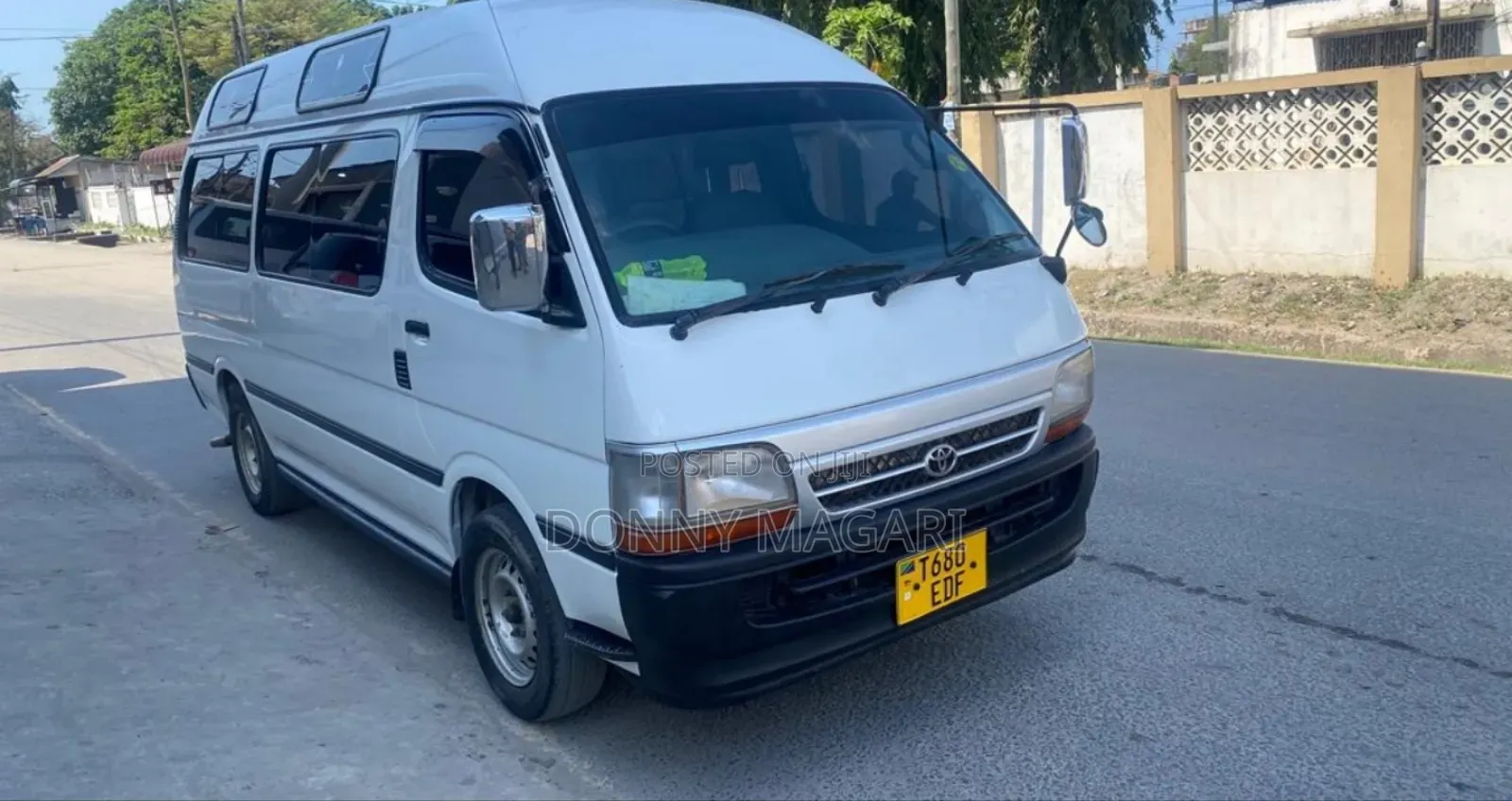 Toyota HiAce 2008 White