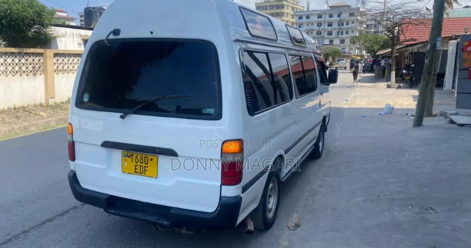 Toyota HiAce 2008 White