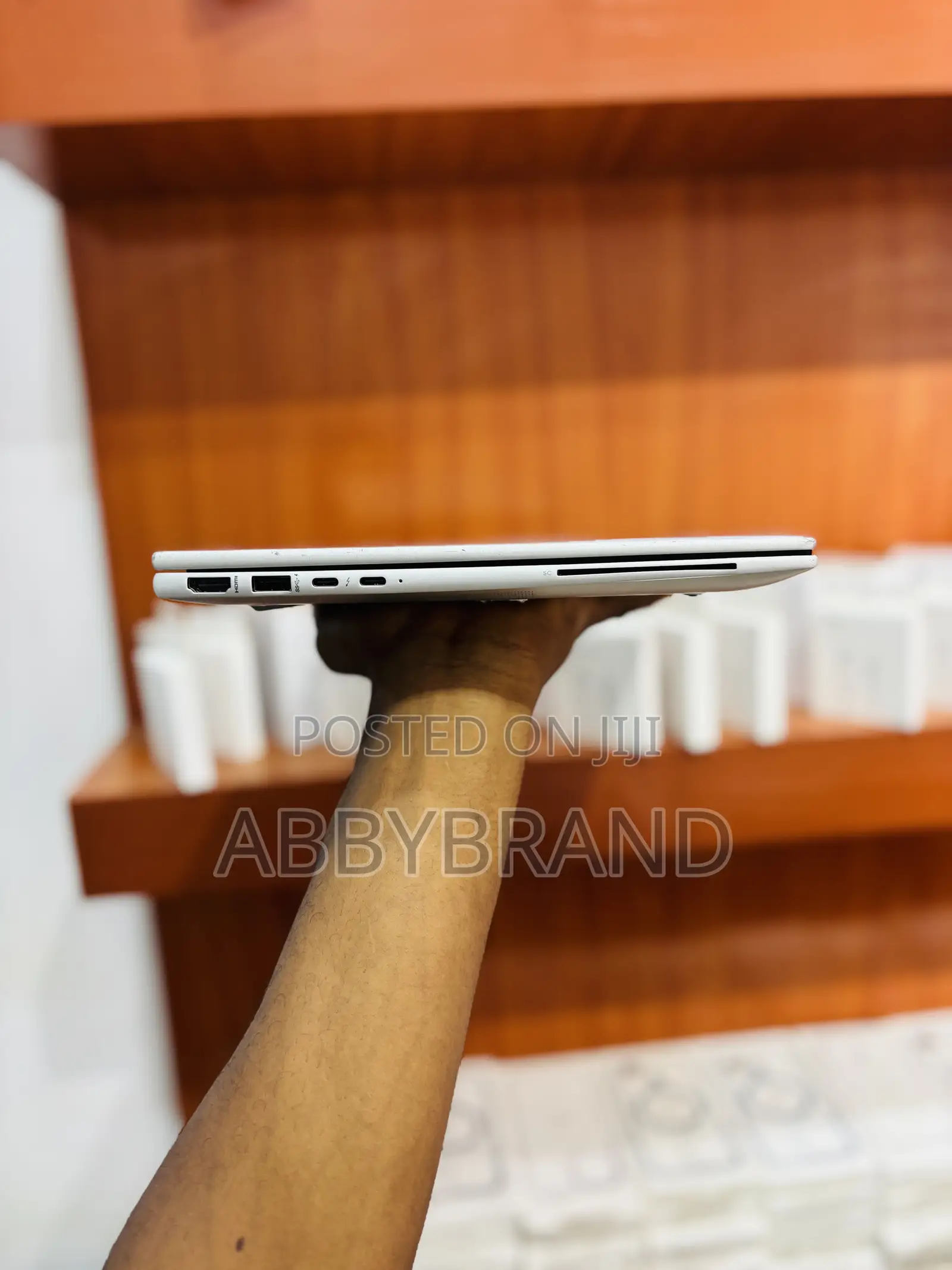 Laptop HP EliteBook 830 G9 16GB Intel Core I5 SSD 256GB