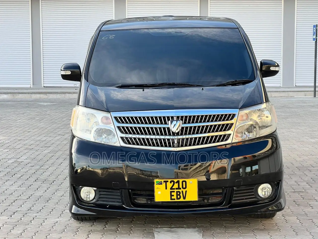 Toyota Alphard 2.4 Petrol FWD 2003 Black