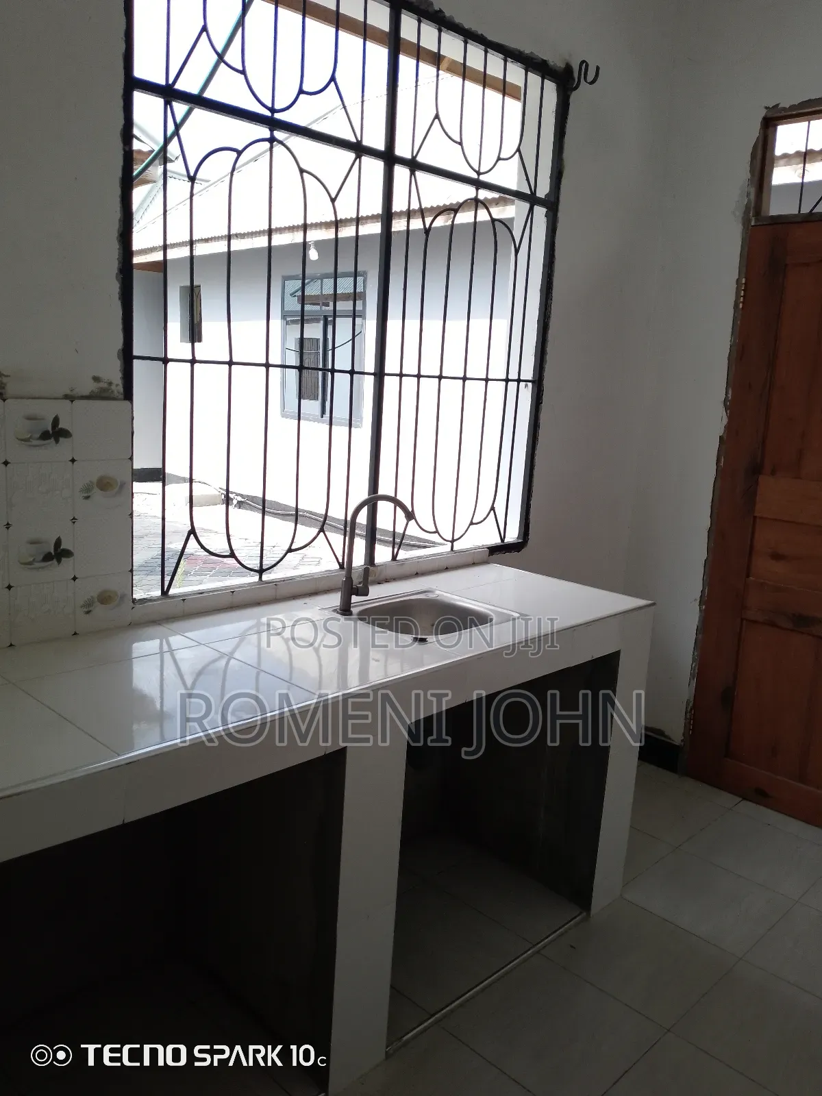 3bdrm Apartment in Tanzania Daresalaam, Ilala for rent