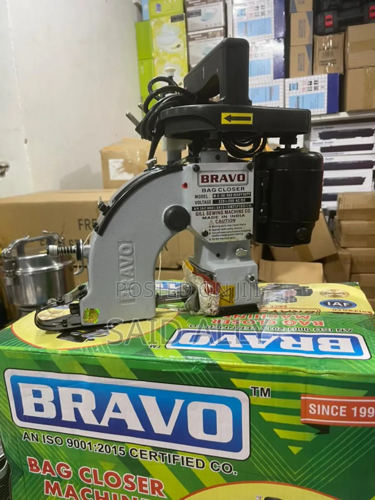 Bravo Bag Closer Machine