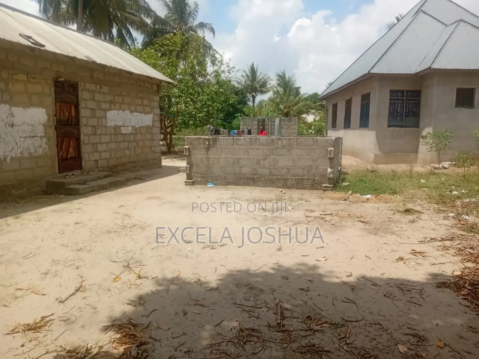 3bdrm House in Excela Joshua, Msongola for sale