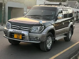 Toyota Land Cruiser Prado 2002 Green