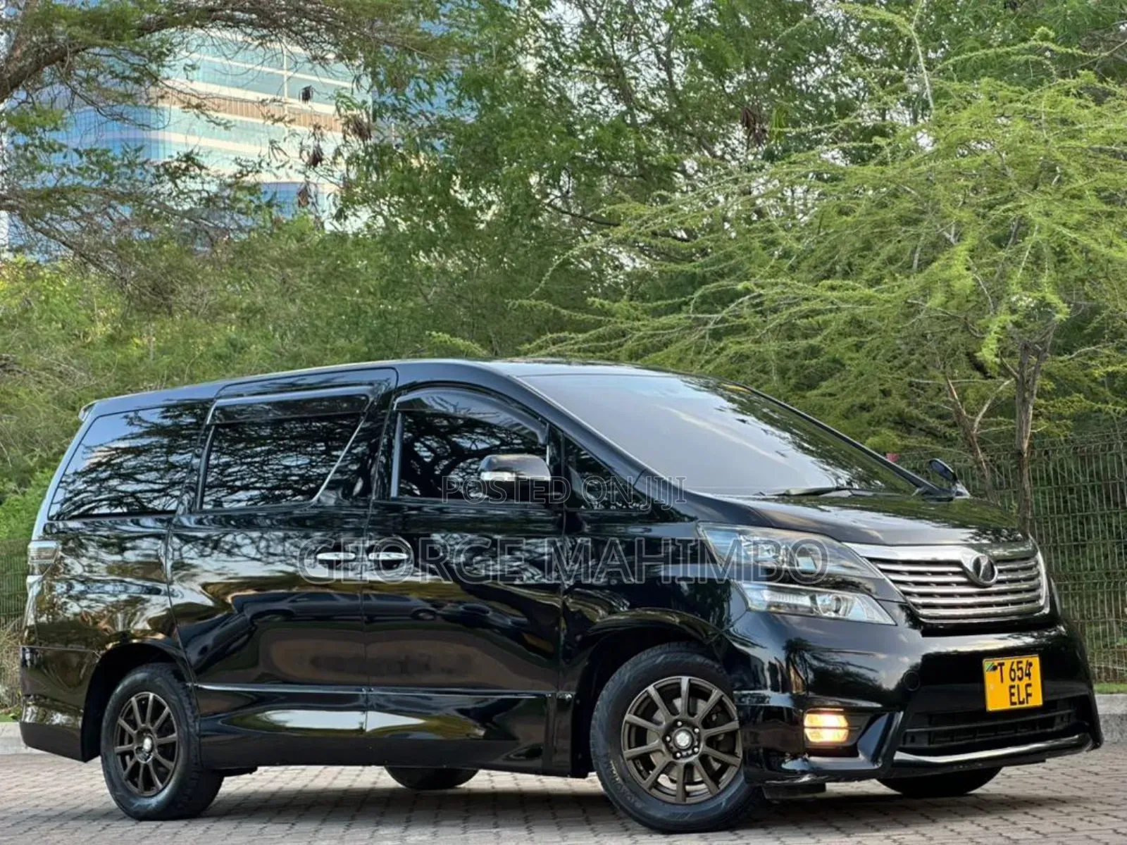 Toyota Alphard 2010 Black