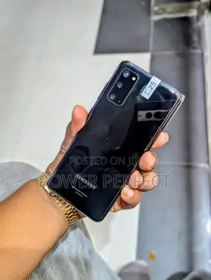 Samsung Galaxy S20 128 GB Black