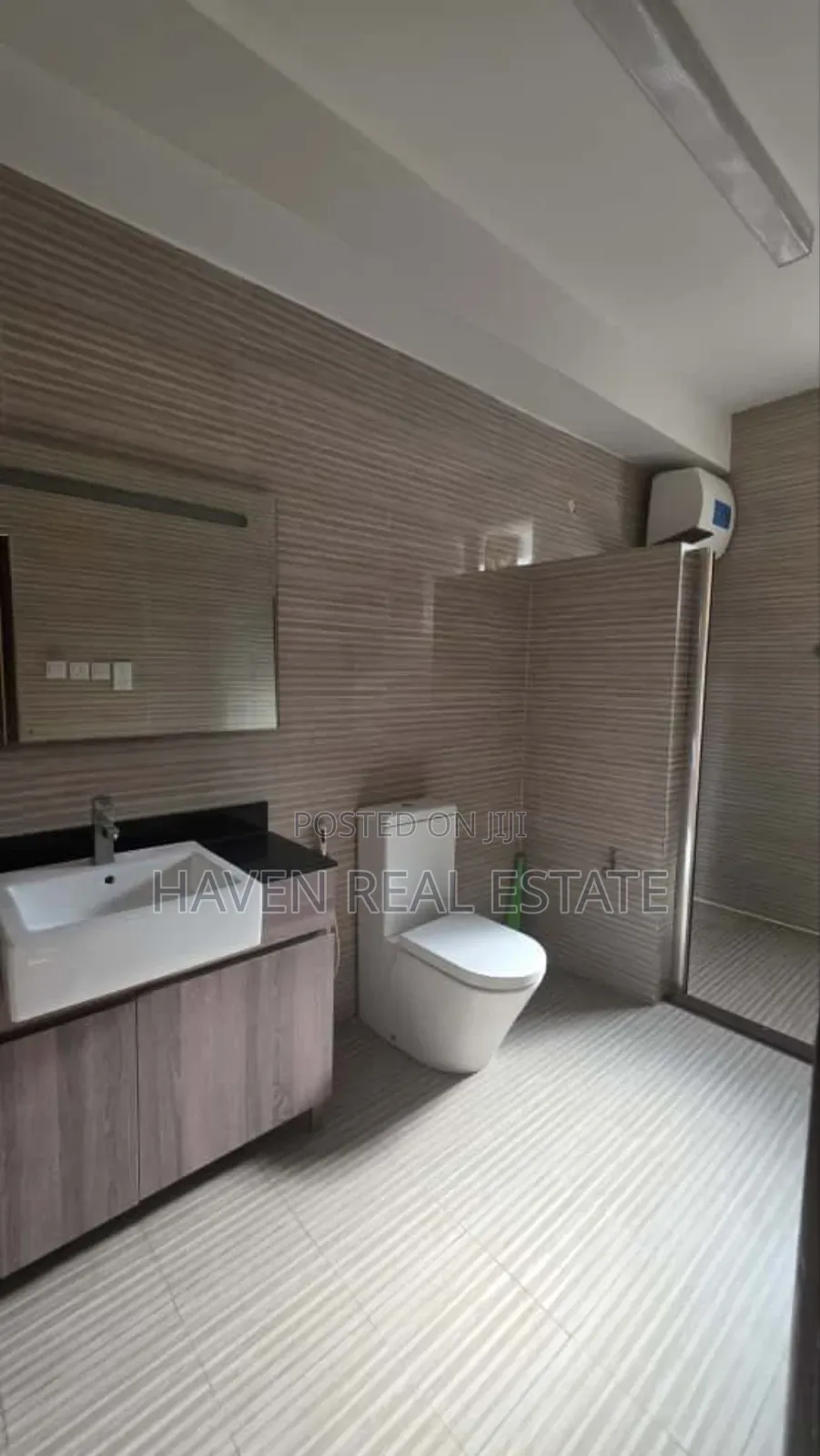 4bdrm Villa in Masaki for rent