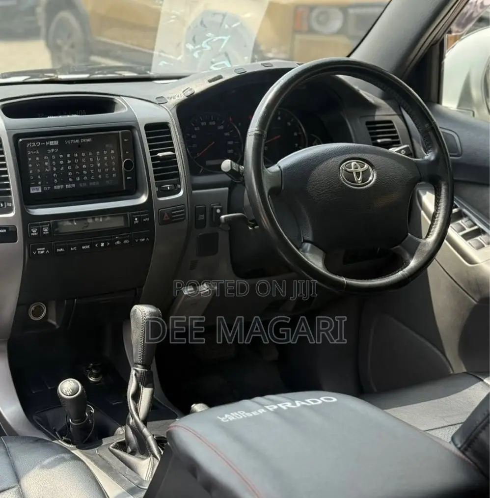 Toyota Land Cruiser Prado 2004 Silver