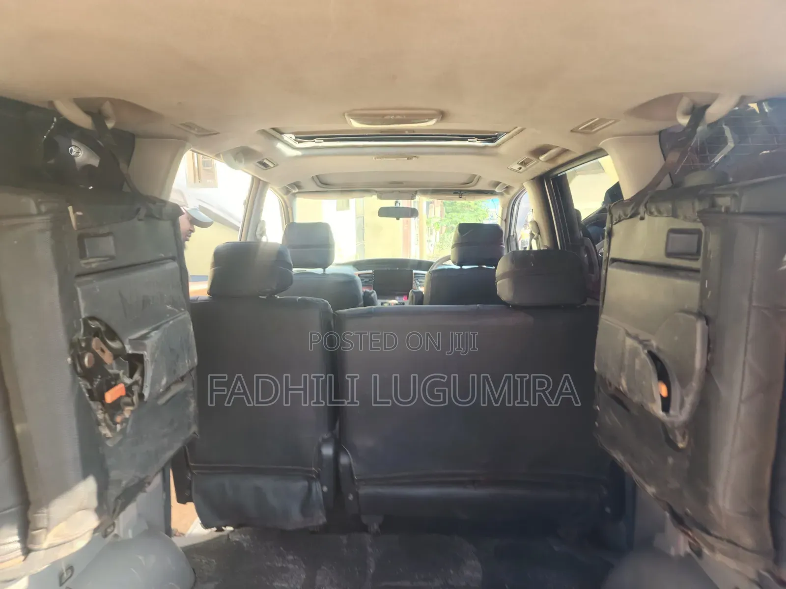 Toyota Noah 2004 Silver