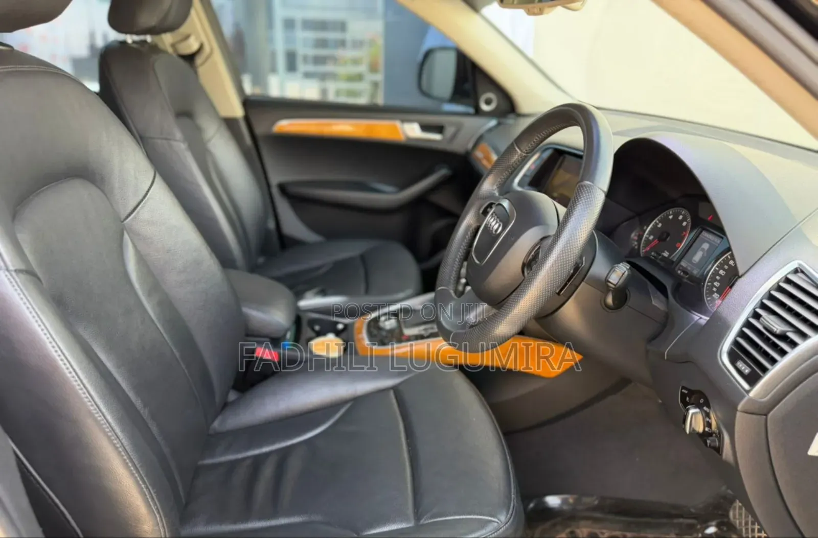 Audi Q5 2010 Black