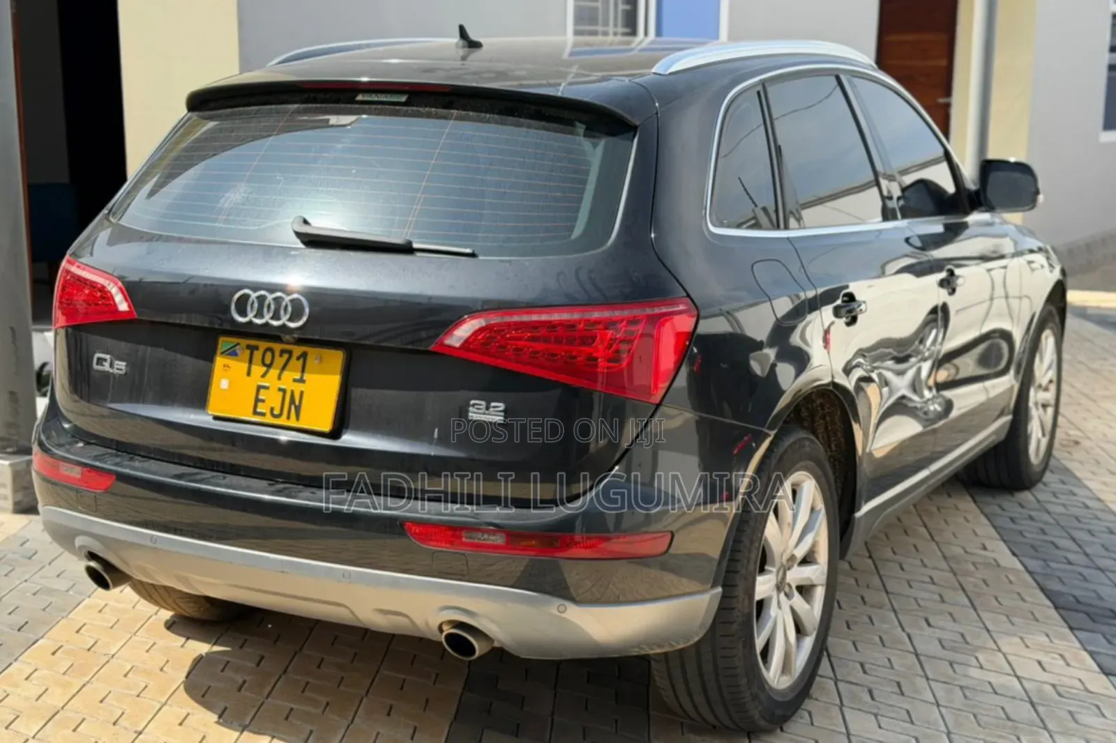 Audi Q5 2010 Black