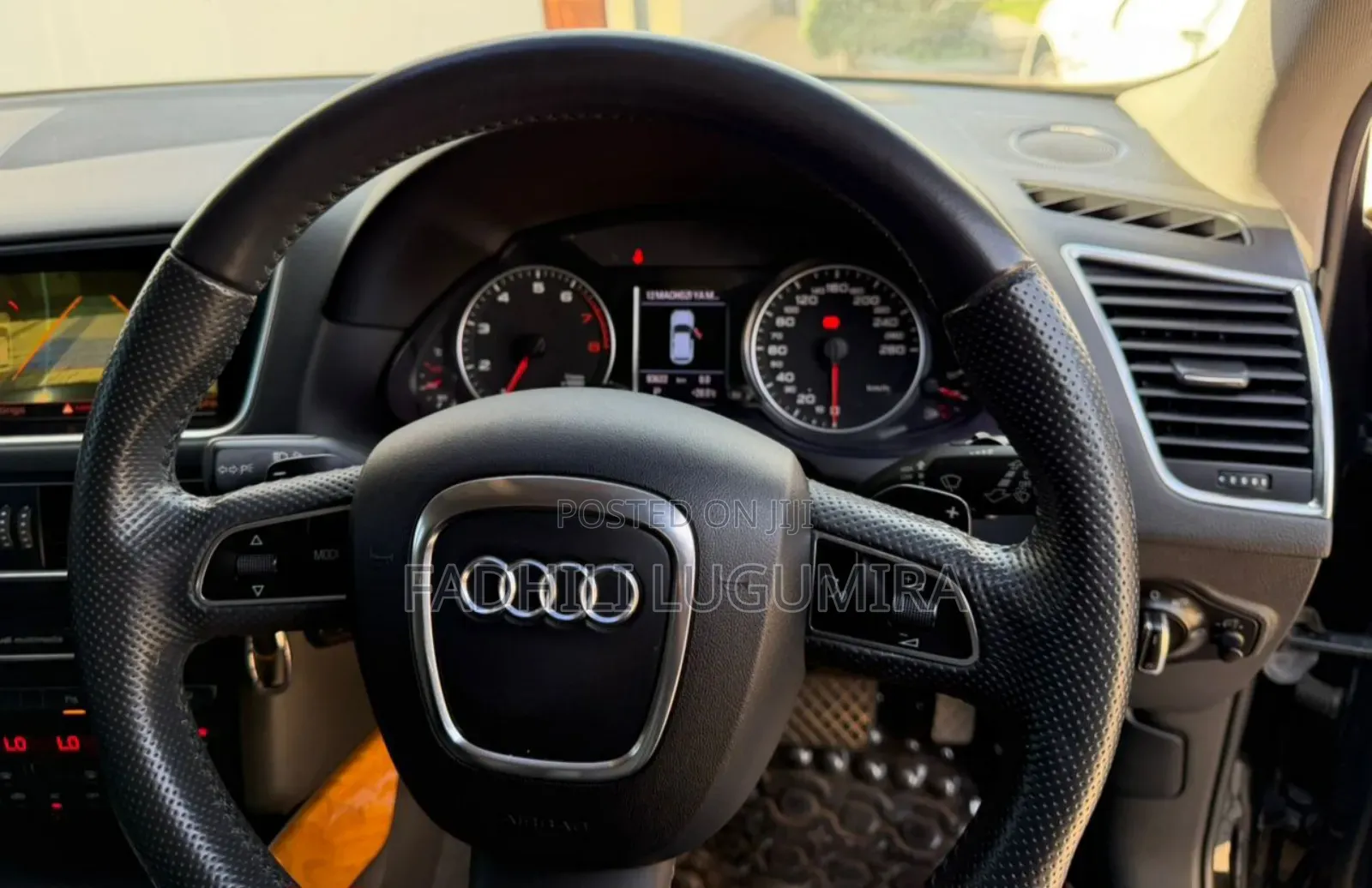 Audi Q5 2010 Black