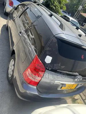 Toyota Wish 2005 Gray