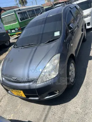 Toyota Wish 2005 Gray