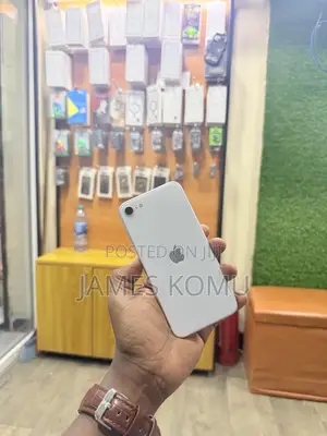 Apple iPhone SE (2020) 64 GB White
