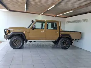 Toyota Land Cruiser 2025 Beige