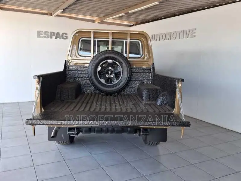 Toyota Land Cruiser 2025 Beige