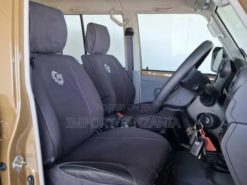 Toyota Land Cruiser 2025 Beige