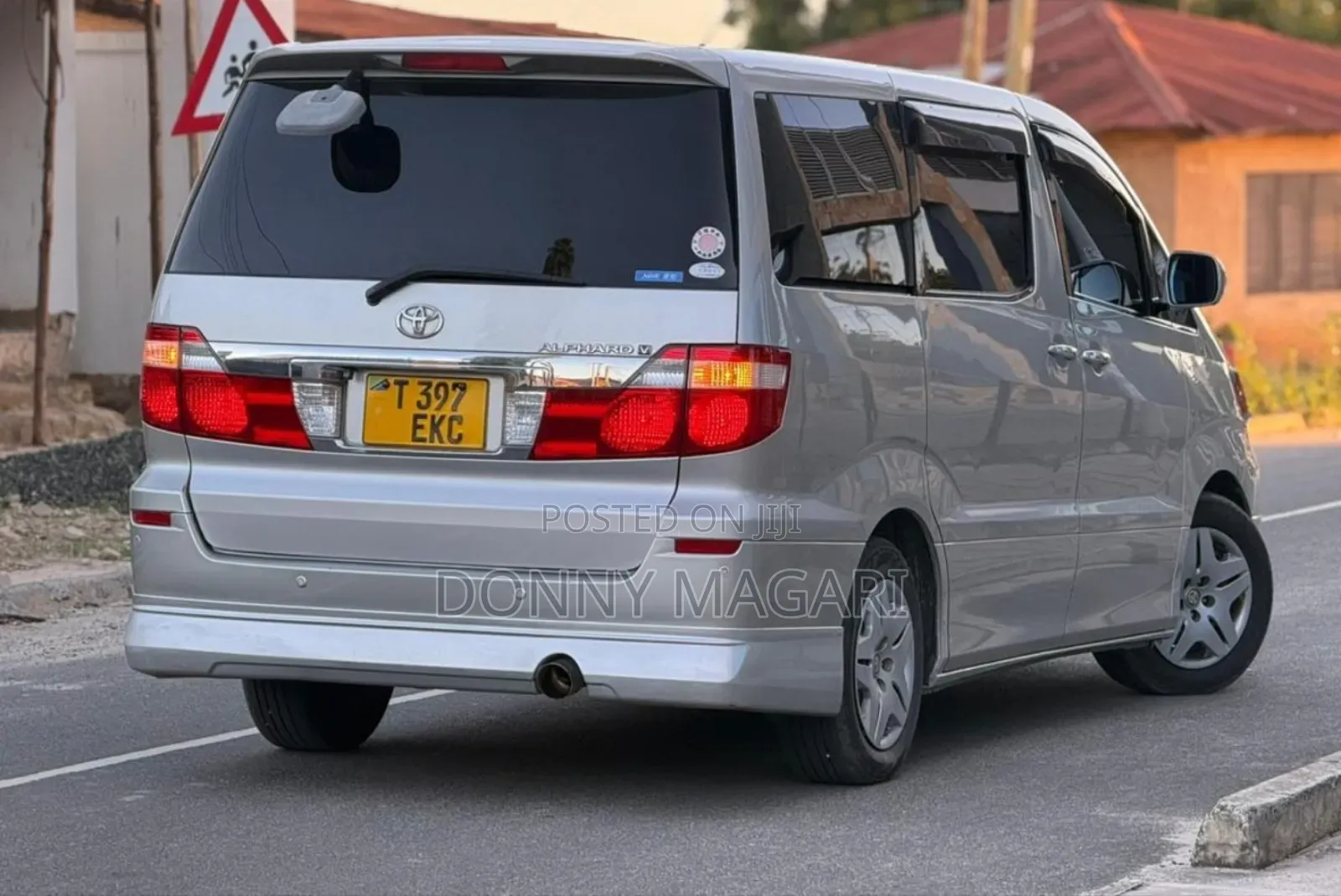 Toyota Alphard 2005 Silver