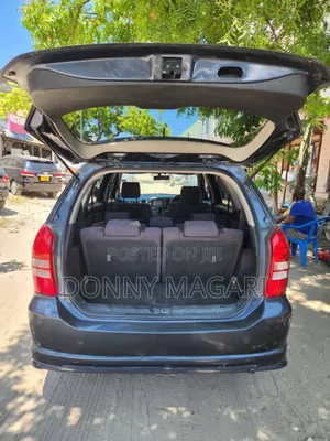 Toyota Wish 2005 Gray