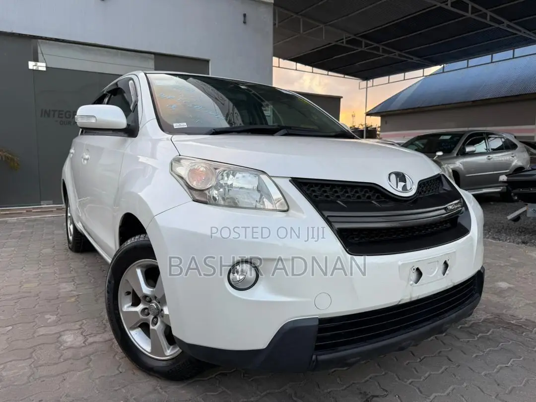 Toyota IST 2008 Pearl