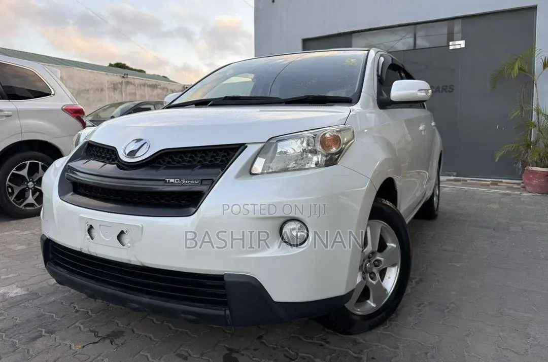 Toyota IST 2008 Pearl