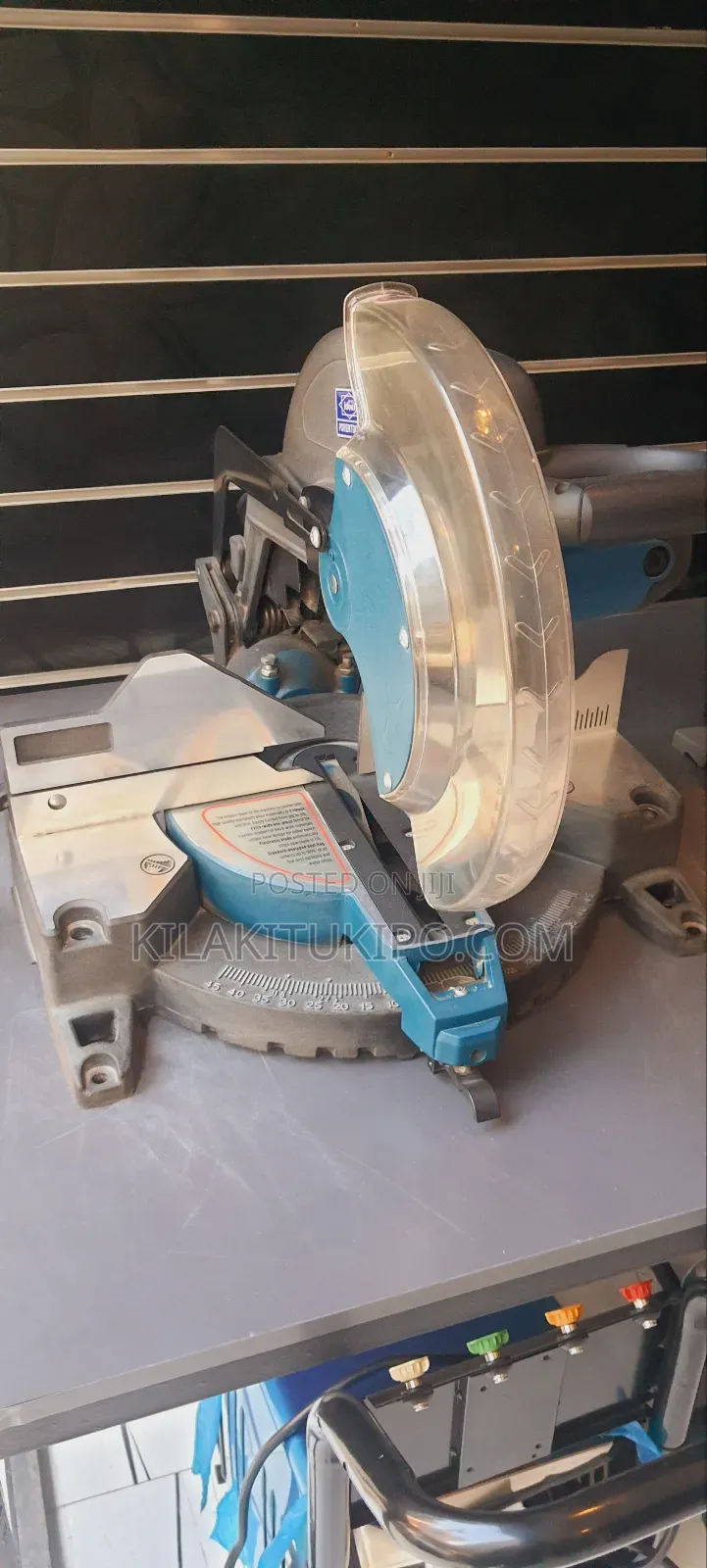 Miter Saw 255mm(10) Makita M2300b