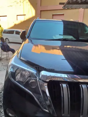 Toyota Land Cruiser Prado 2010 Black