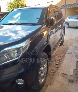Toyota Land Cruiser Prado 2010 Black