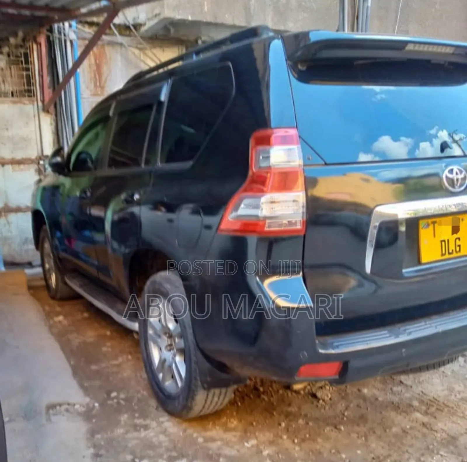 Toyota Land Cruiser Prado 2010 Black