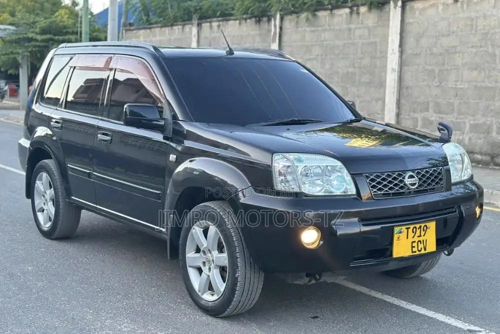 Nissan X-Trail 2006 Black