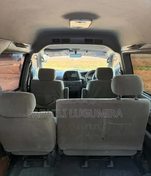 Toyota Noah 2002 Silver