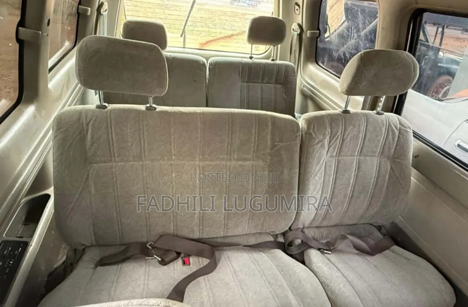 Toyota Noah 2002 Silver