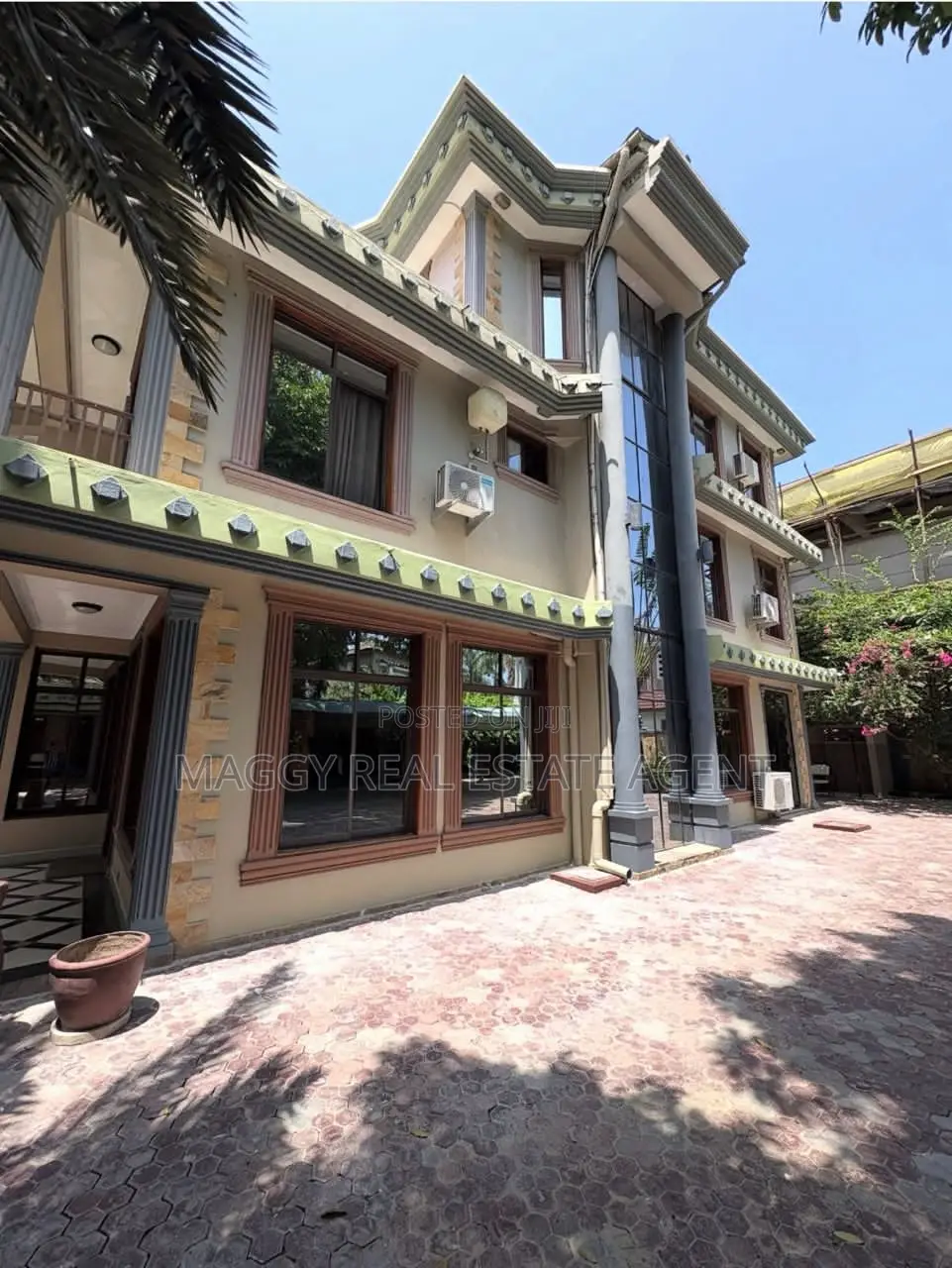 Furnished 8bdrm House in Msasani, Masaki for rent