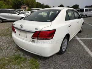 Toyota Premio 2017 Pearl