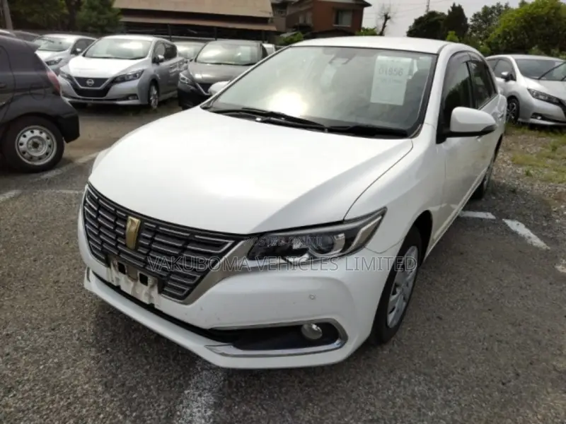 Toyota Premio 2017 Pearl