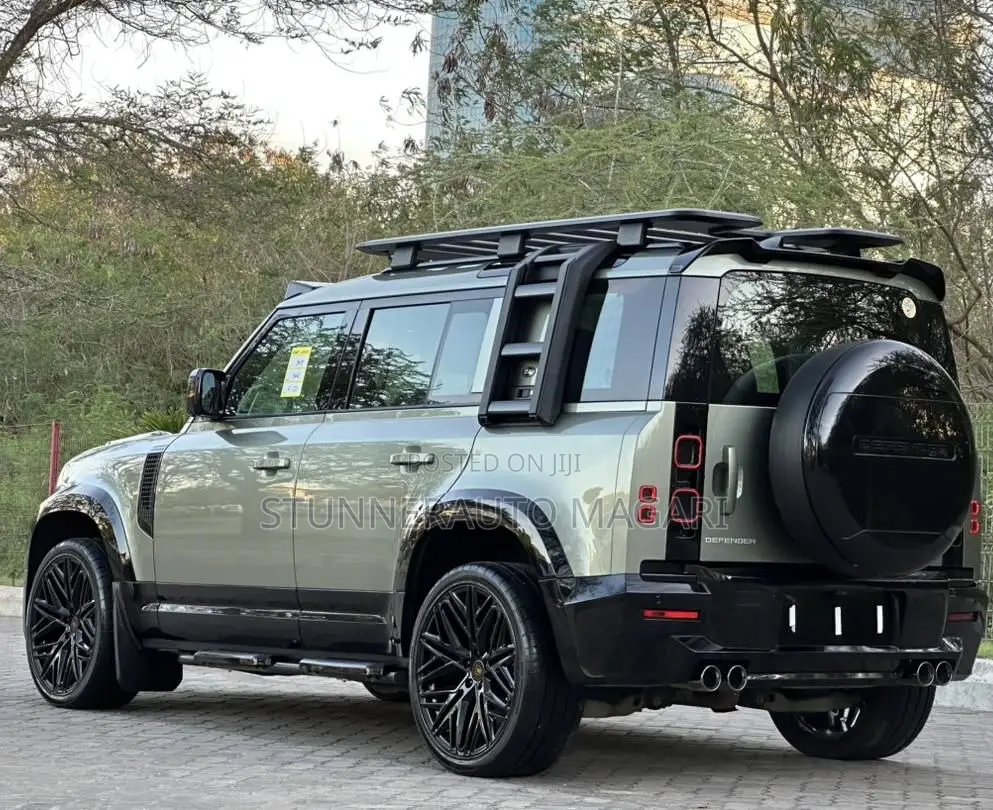 New Land Rover Defender 2022 Green