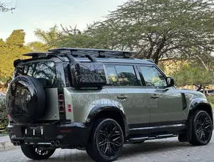 New Land Rover Defender 2022 Green