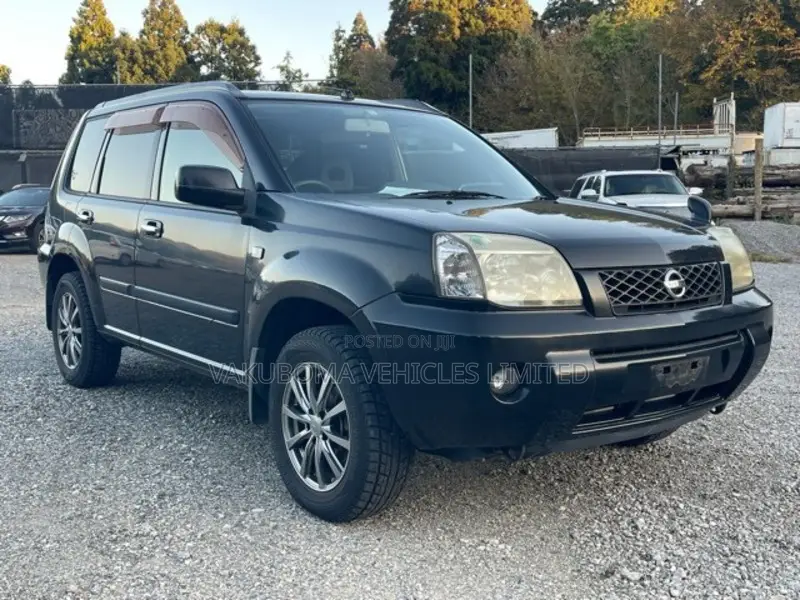 Nissan X-Trail 2004 Black