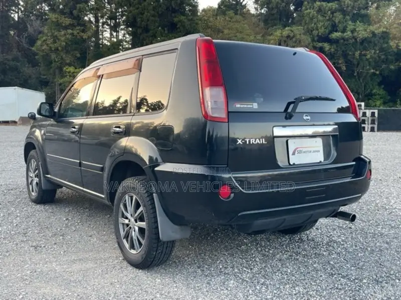 Nissan X-Trail 2004 Black