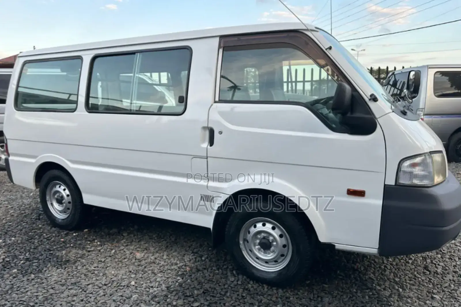 Nissan Vanette 2012 White