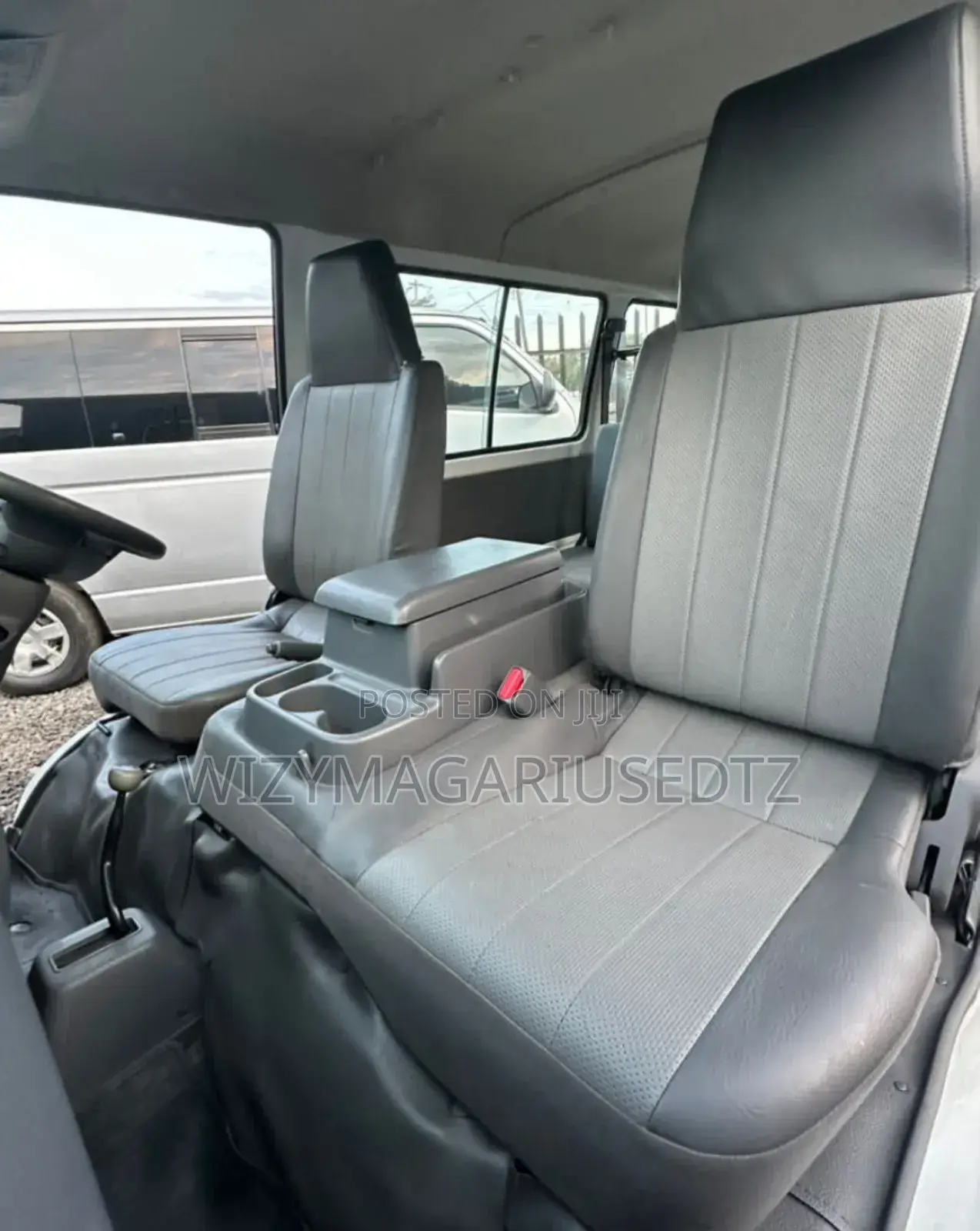 Nissan Vanette 2012 White