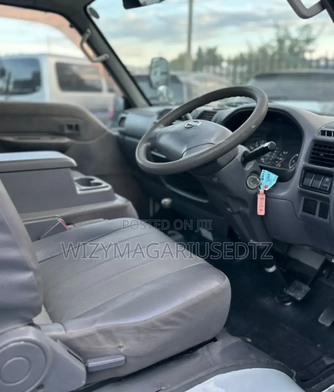 Nissan Vanette 2012 White