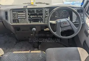 Mitsubishi Fuso Rosa 1995 Grey