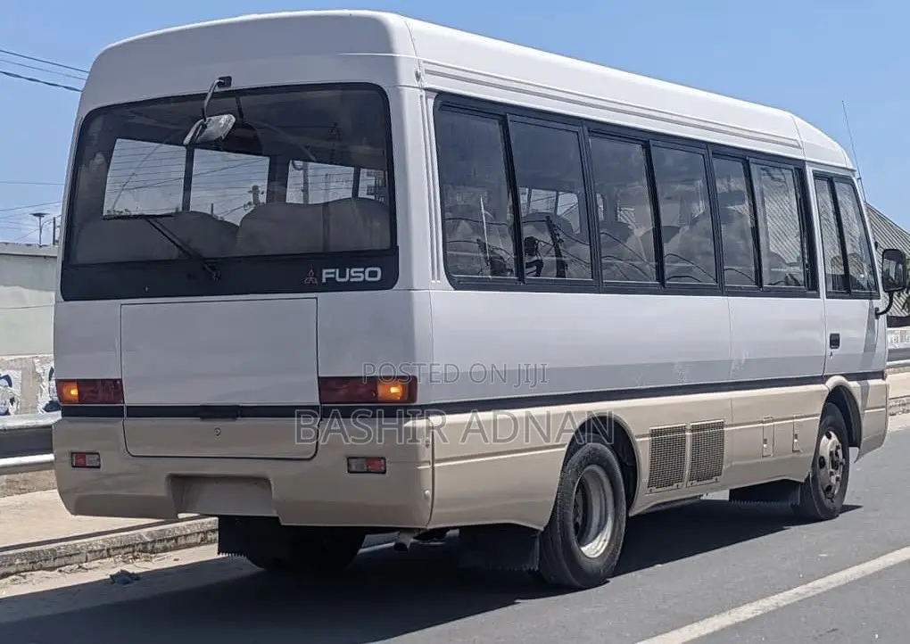 Mitsubishi Fuso Rosa 1995 Grey