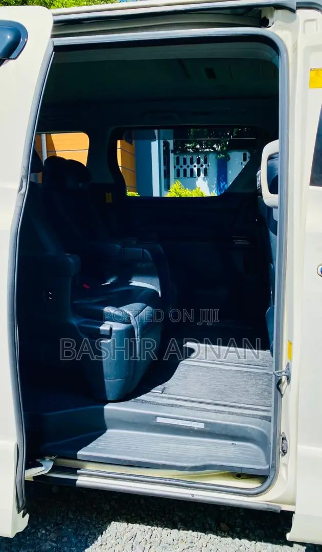 Toyota Alphard 3.5 Petrol FWD 2013 White