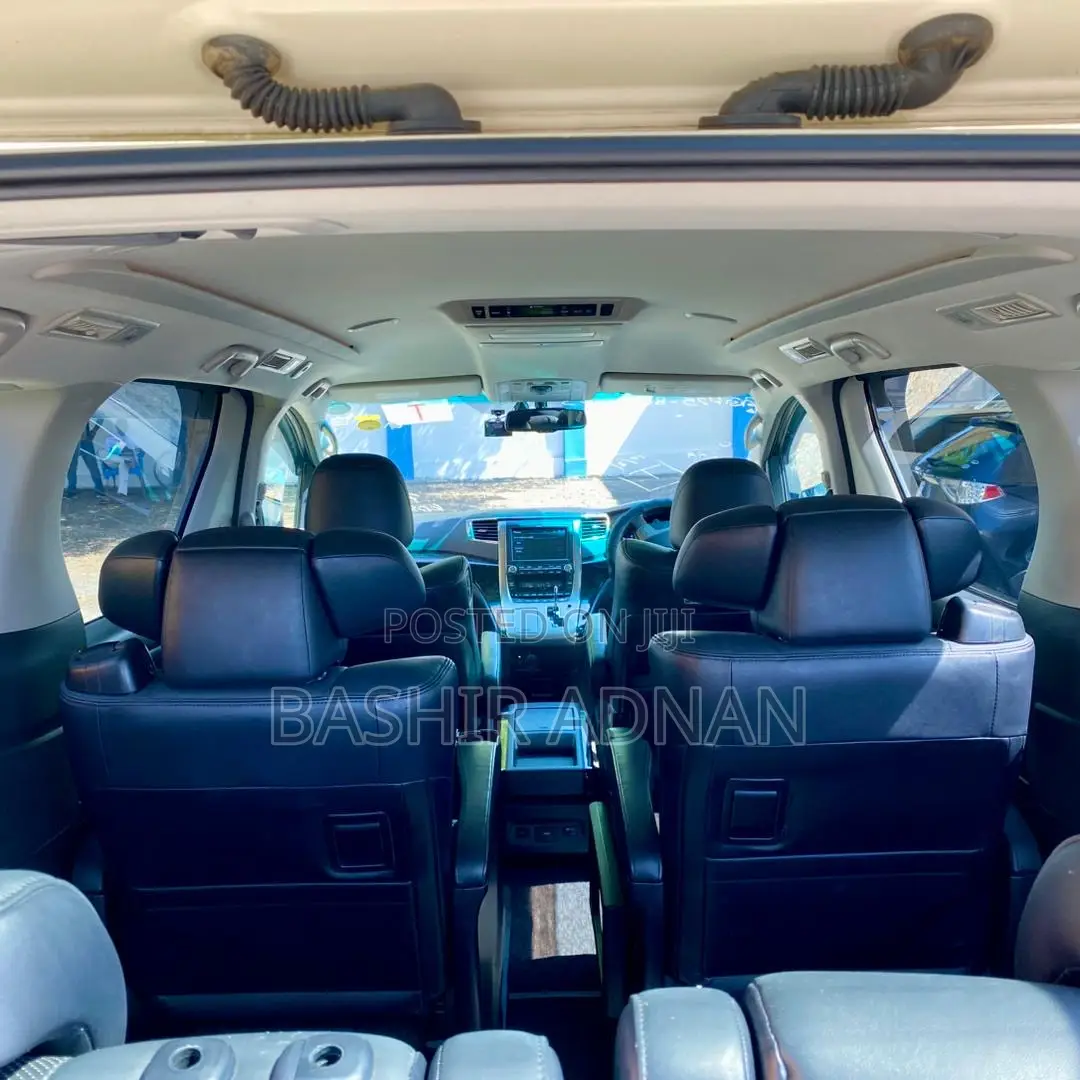 Toyota Alphard 3.5 Petrol FWD 2013 White