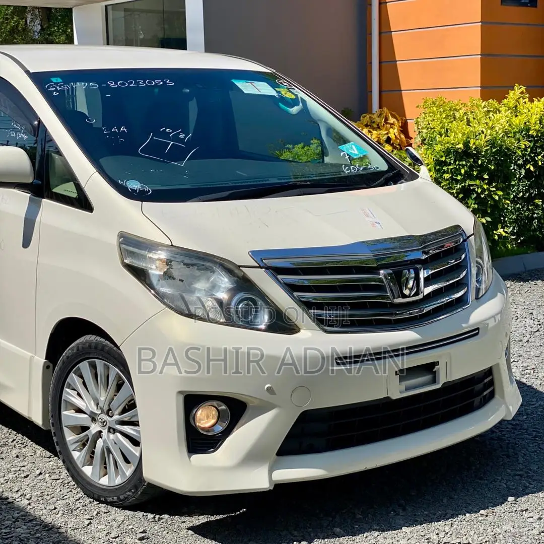 Toyota Alphard 3.5 Petrol FWD 2013 White