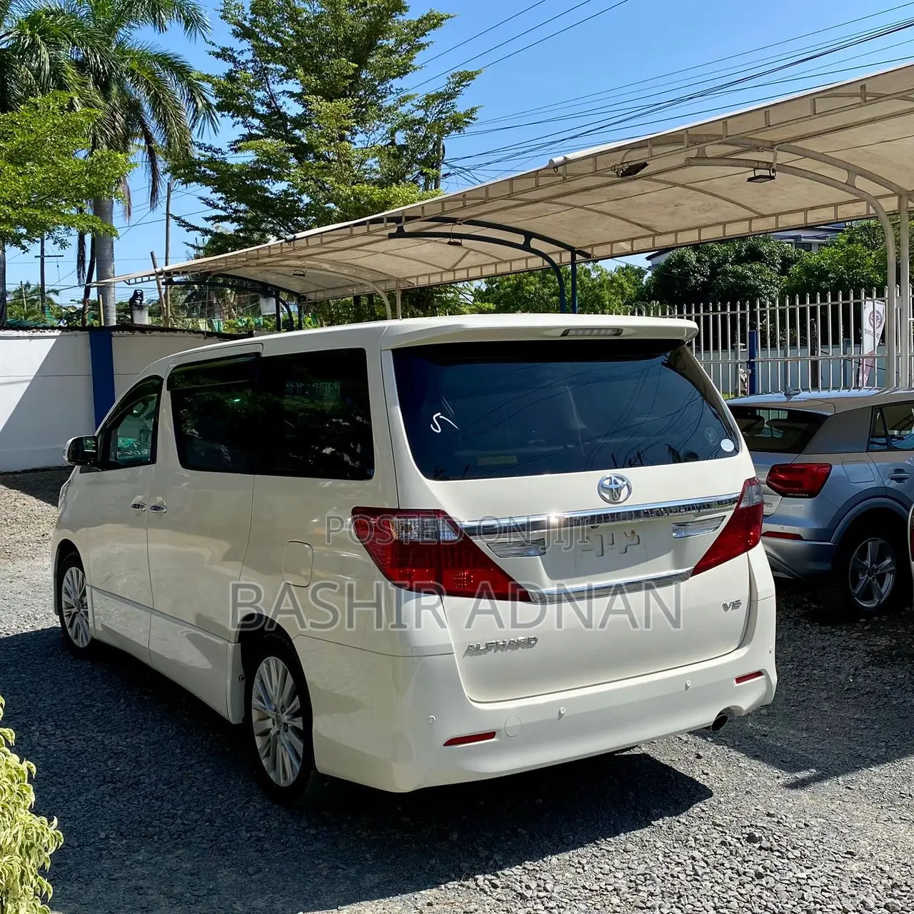 Toyota Alphard 3.5 Petrol FWD 2013 White