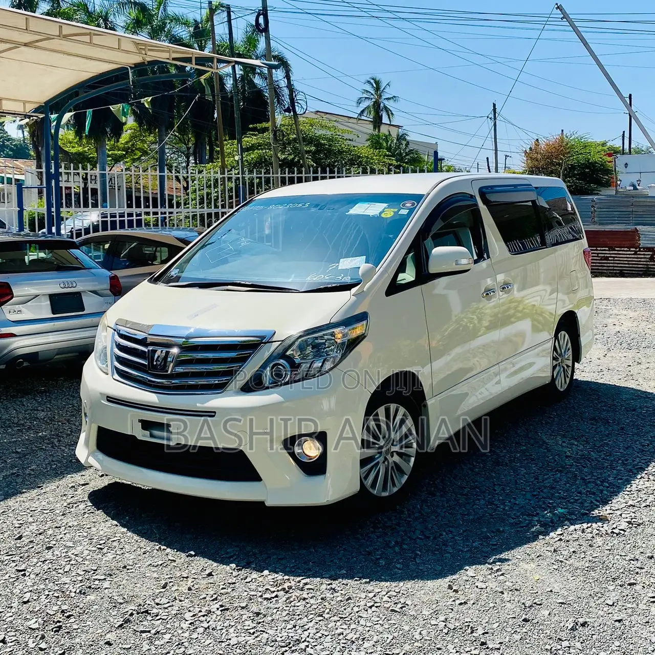 Toyota Alphard 3.5 Petrol FWD 2013 White